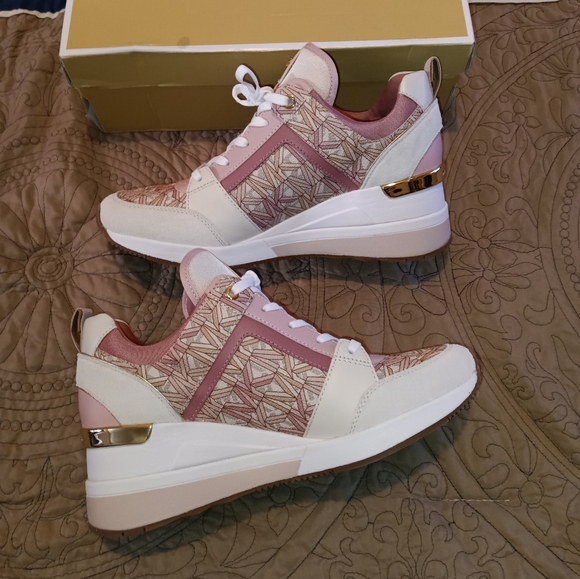 Michael Kors Georgie Trainer Sneakers - Picture 4 of 12